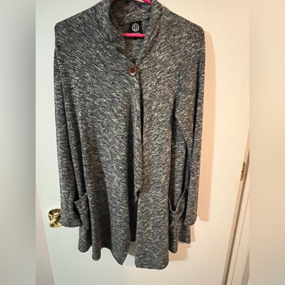 Bobeau M Gray one Button Cardigan pockets